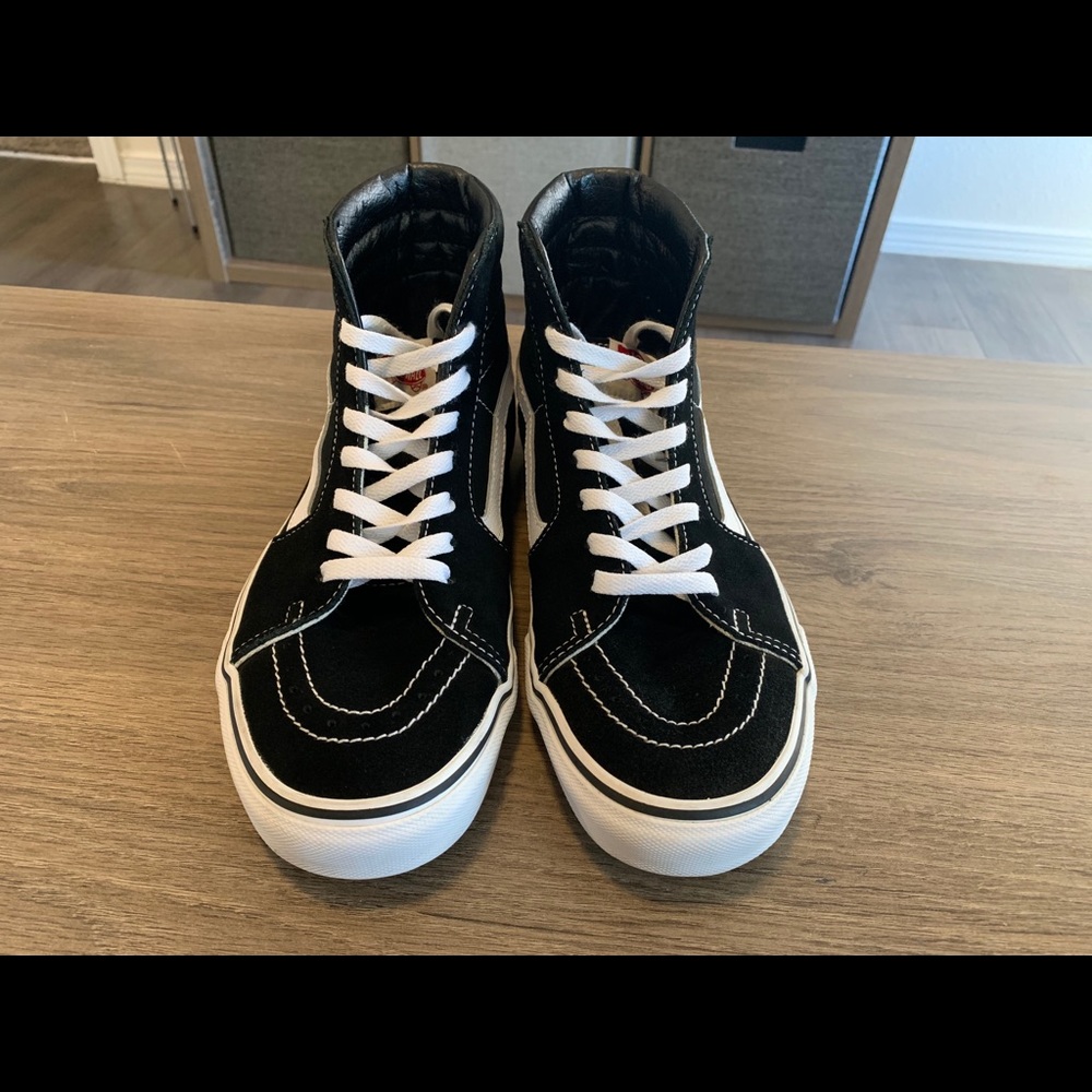Vans Sk8 Hi B&W (Size 9)